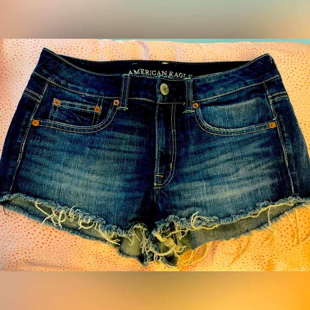 American Eagle distressed denim shorts